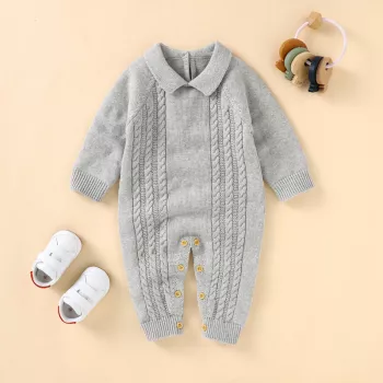 Soft Knit Newborn Romper: Autumn Layering & Fit Guide
